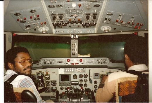 Piloter fra Angola i simulator