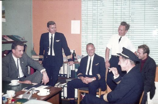 Pilotmøde Fra venstre Undertegnede, Hans Jørgen Kjeldsen, Svend Malmberg, Tom Jensen, Ole Besser, Leif Jørgensen