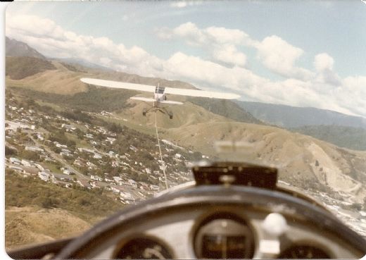Min første og eneste tur i et svævefly trukket op af et motorfly. My first and only glider flight